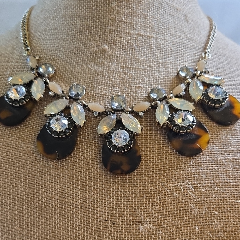 Vintage Loft Statement Gold Tone Tortoise Shell And Rhinestone Necklace
